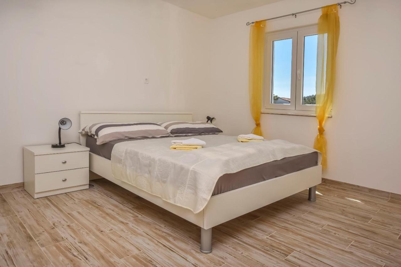 Apartments Jelena Rogoznica  Eksteriør billede